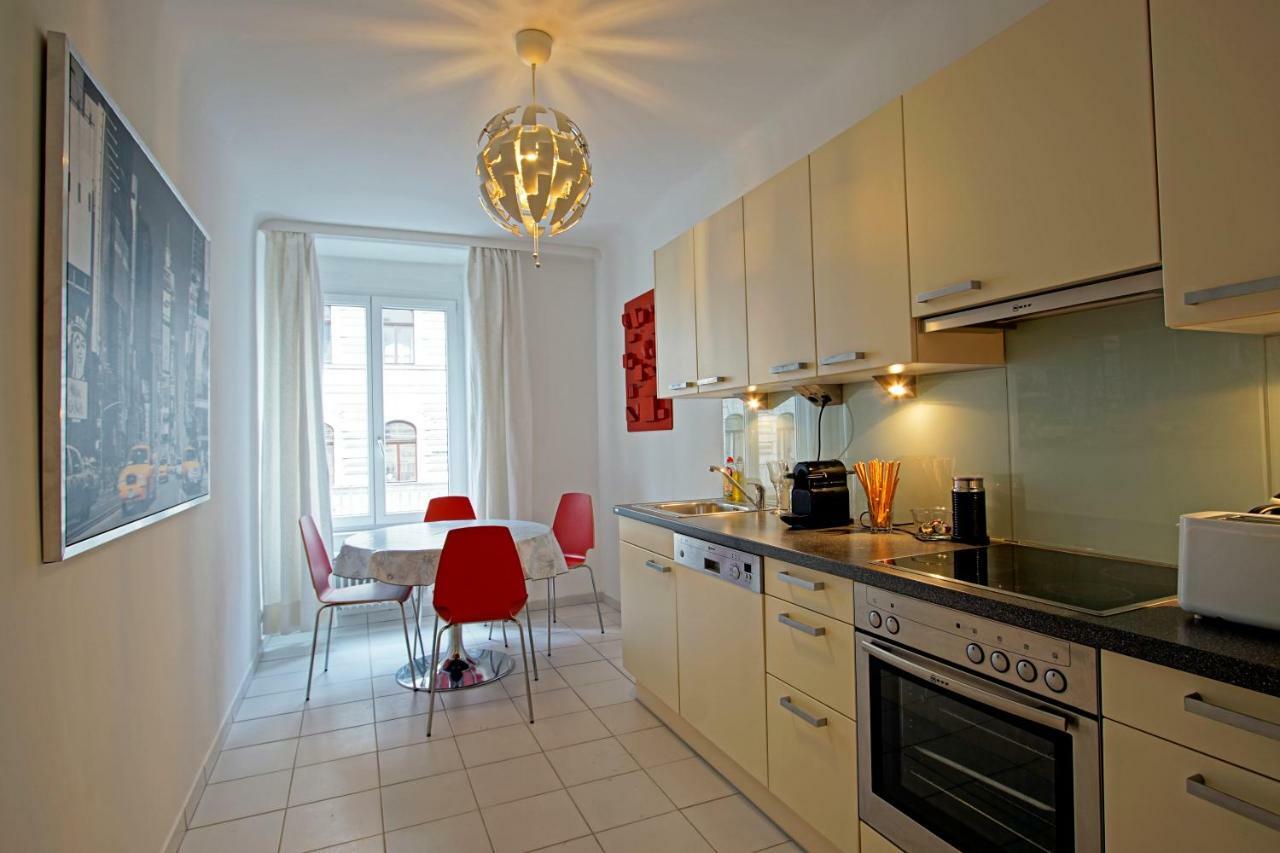 Apartment Close To Stephansdom Відень Екстер'єр фото